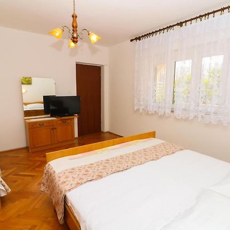 Apartment Beti With Balcony Baška Exterior foto